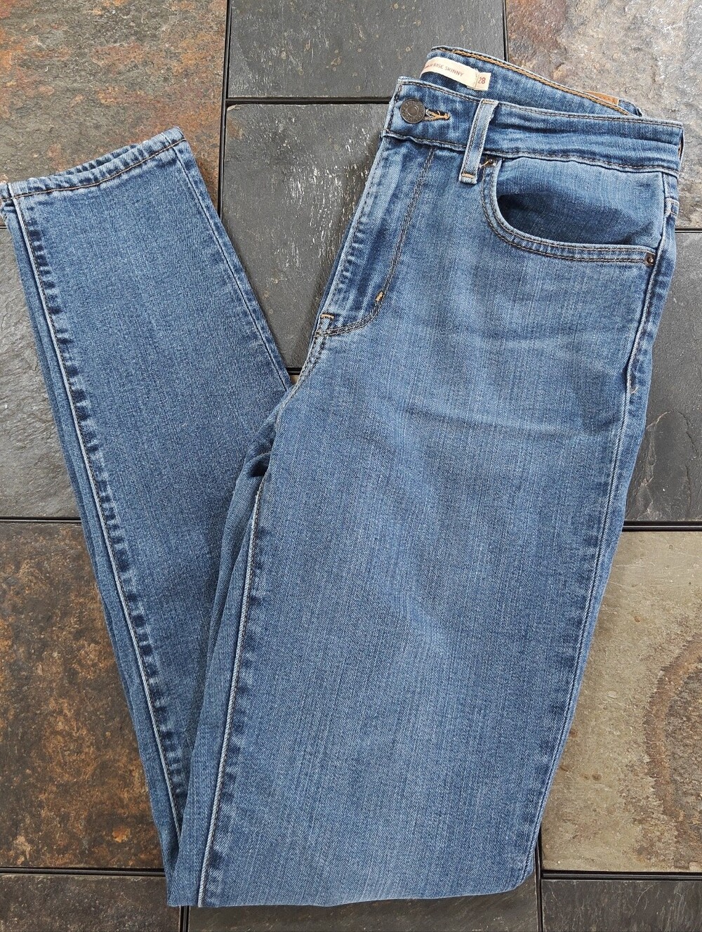 LEVI’S PREMIUM 721 HIGH-RISE SKINNY